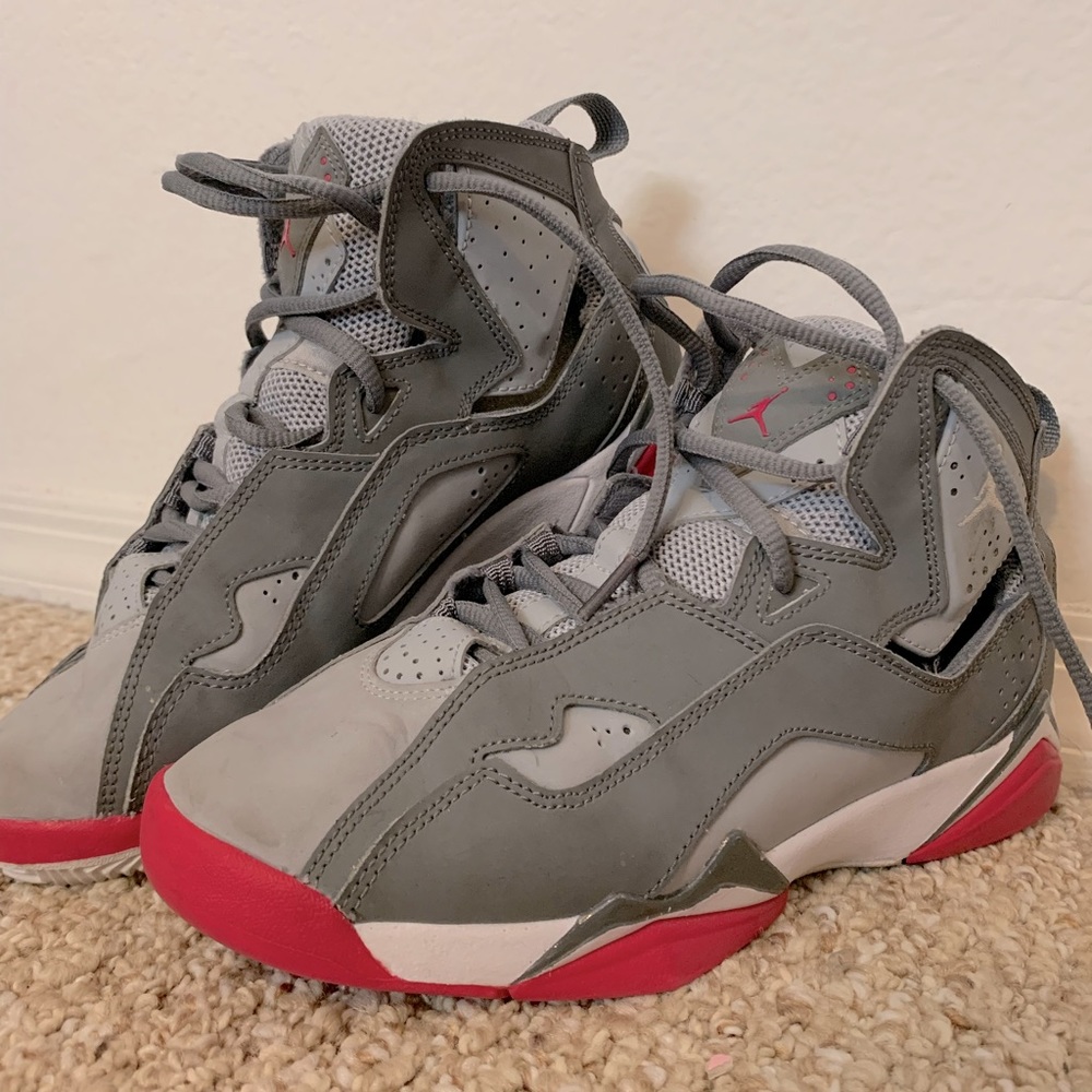 Jordans Retro 7